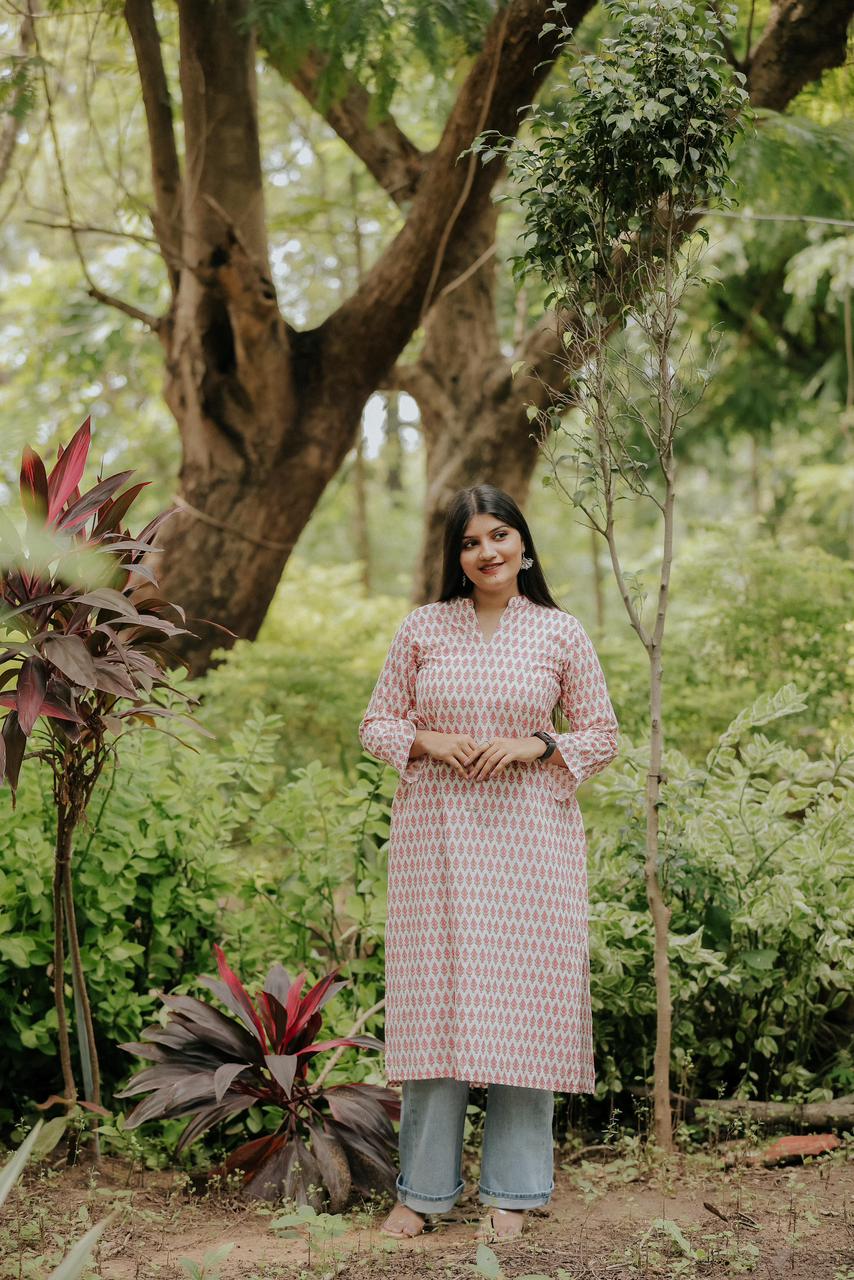 Pink Elegance Kurti